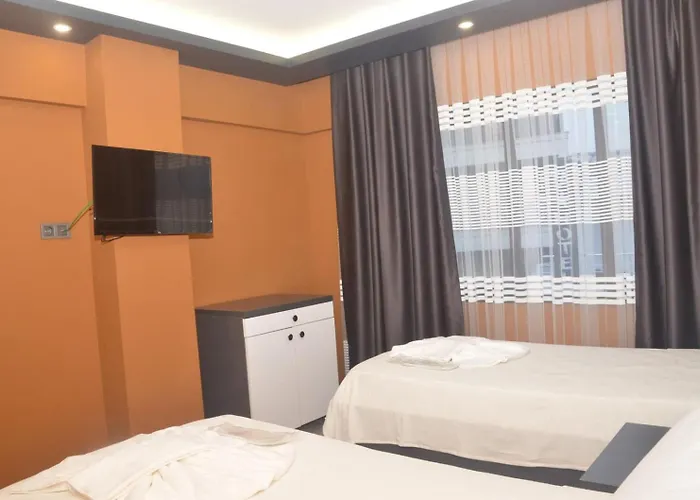 Grand Ayhan * كوشاداسيه