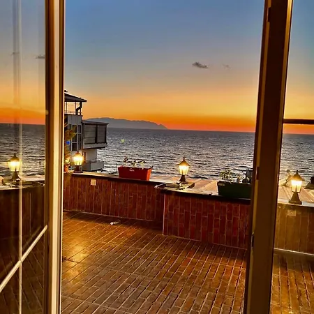 Grand Ayhan *