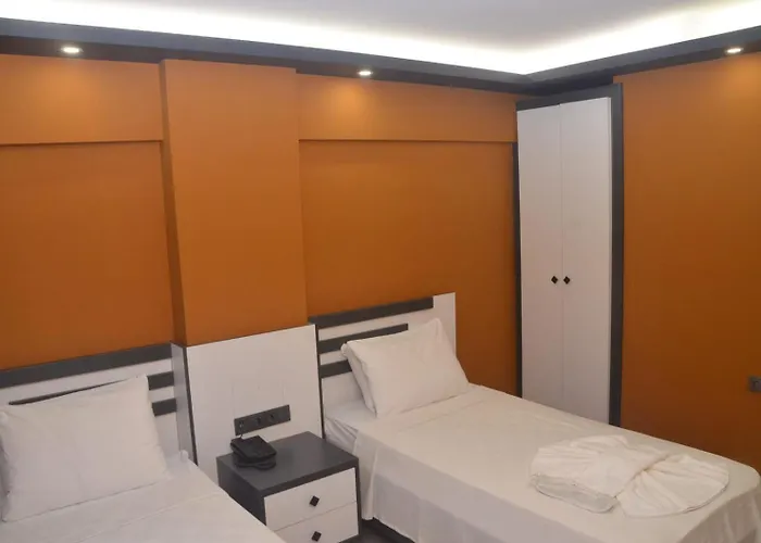 Grand Ayhan *
